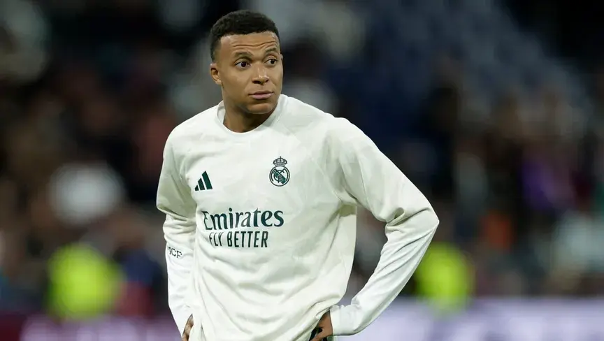 أزمة تصريحات مبابي عن ماو تسي تونغ تمتد إلى بث مباريات ريال مدريد في الصين