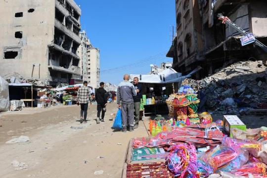 رمضان في غزة بعد عامين من الإبادة: اختبار البقاء ومعنى التعافي