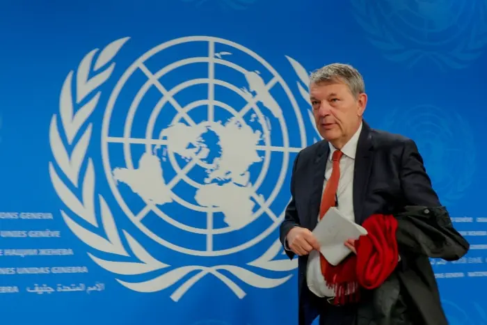 فيليب لازاريني يحذر من تهديد استمرار عمل الوكالة الإنسانية بسبب الصراع المستمر