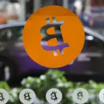 تراجع سوق العملات المشفرة يضرب صناديق العملات البديلة.. غراي سكيل تسحب 3 خطط