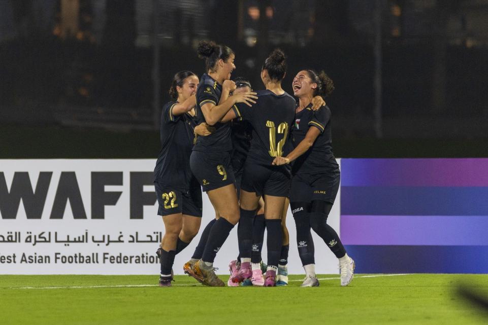 الفدائيات يقدمن عرضًا قويًا في جدة ويحققن أولى انتصاراتهن بثلاثة أهداف جميلة