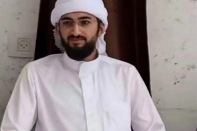 بعد حصار المنزل وهدم أجزاء منه