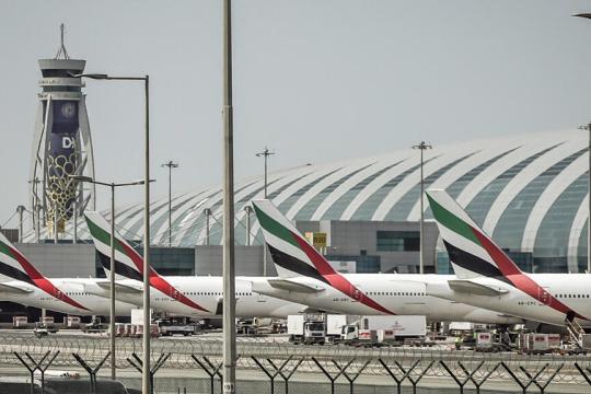 تحذيرات من انهيار شركات طيران أوروبية مع استمرار ارتفاع الأسعار