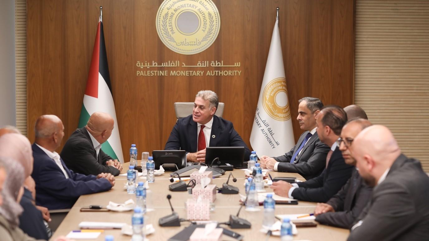 شنّار يؤكد أهمية الدفع الإلكتروني وتمكين البلدية من الاستفادة من برامج التمويل والطاقة الشمسية
