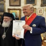 بطريرك القدس يبحث مع ترمب حماية الوجود المسيحي والقيود على مقدسات المدينة
