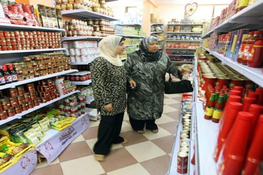 الإحصاء الفلسطيني: تراجع مؤشر غلاء المعيشة 1.6% في حزيران بدعم من انخفاض أسعار الغذاء والوقود