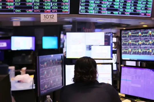 ارتفاع سندات الخزانة الأميركية مع تهدئة باول المخاوف التضخمية رغم تصاعد حرب إيران