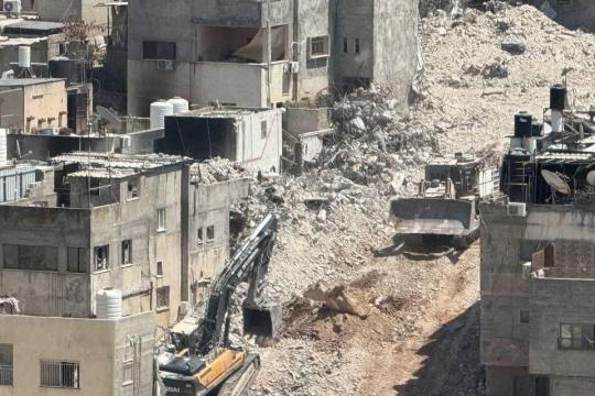 فتوح: هدم مبانٍ في مخيم نور شمس جزء من سياسة تطهير عرقي وتهجير قسري