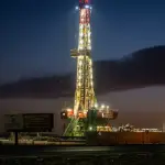 أسعار النفط الأميركية ترتفع فوق 100 دولار للبرميل وسط تصاعد التوترات في الشرق الأوسط