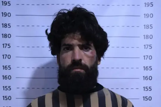 الداخلية السورية تعلن اعتقال زعيم داعش في دمشق طه الزعبي