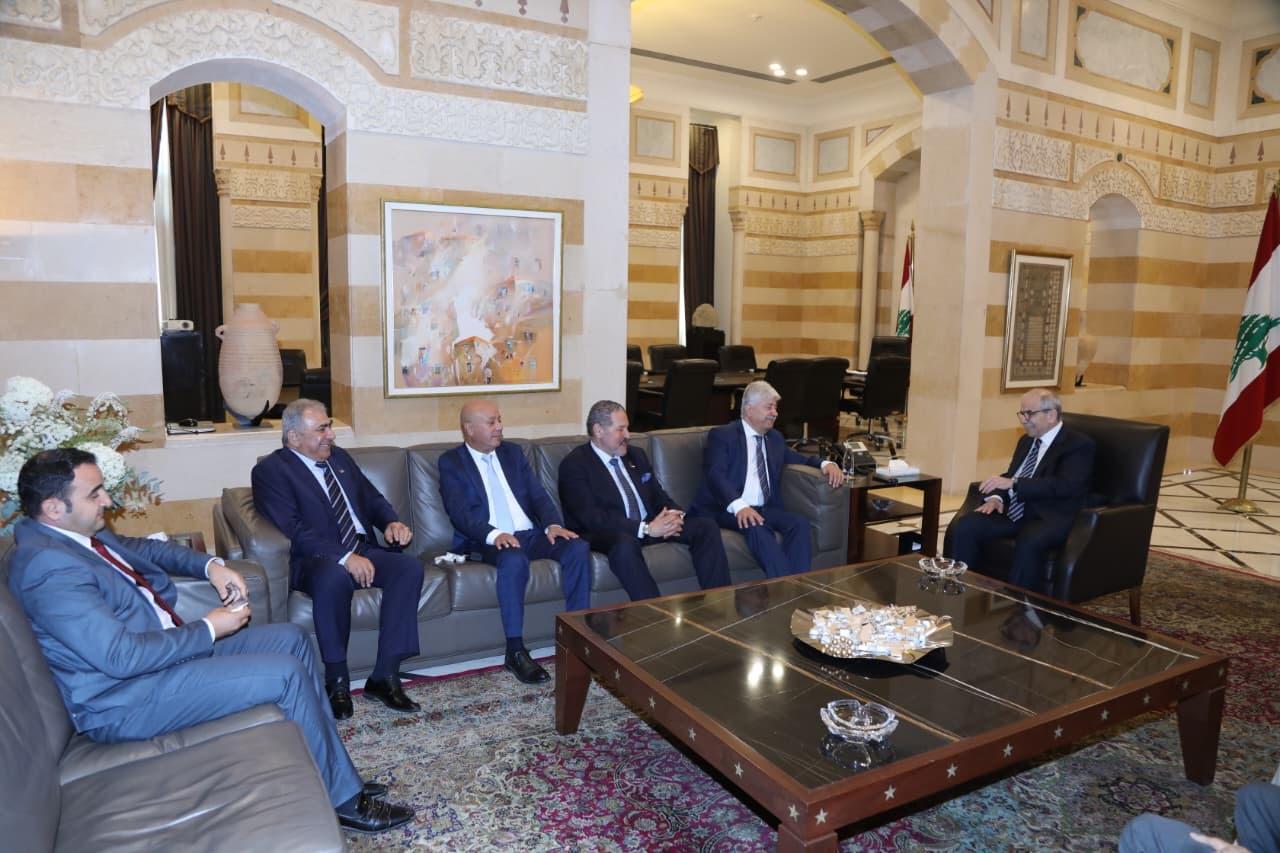 المباحثات تناولت التنسيق الاقتصادي والسياسي بين فلسطين ولبنان، ومستقبل التعاون الإقليمي، واستمرار دعم وكالة الأونروا وخدماتها للاجئين.