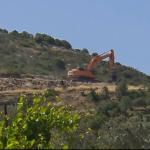 مستوطنون يجرفون أراضي زراعية غرب سلفيت لتوسيع طرق استيطانية