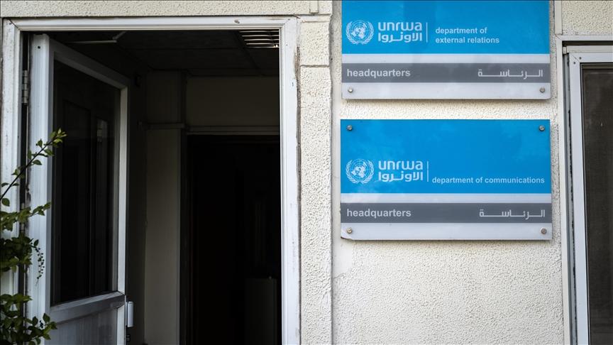 اجتماع في رام الله يناقش الأزمة المالية للوكالة وقرارات مفوضها الأخيرة وتأثيرها على الموظفين والخدمات الأساسية