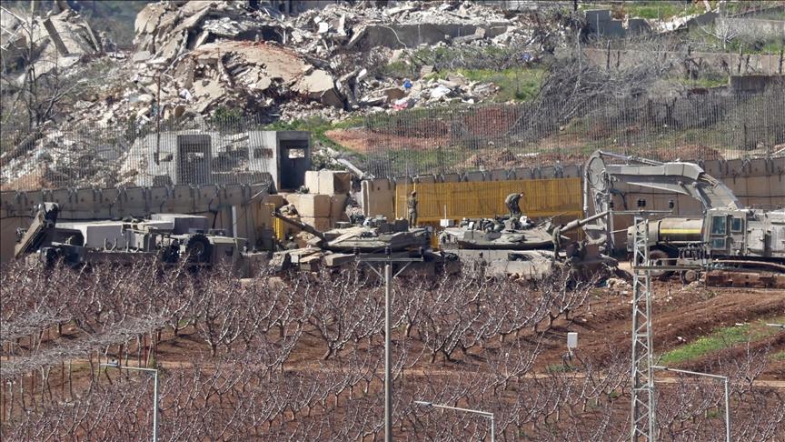 الجيش الإسرائيلي يعلن إصابة جنود من لواء "جفعاتي" بصواريخ مضادة للدروع، وسط تصعيد متواصل مع حزب الله على الحدود.