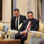 الرئيس السوري أحمد الشرع يبحث فرص الاستثمار مع مستثمرين دوليين في الرياض