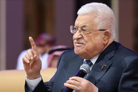 عباس يشيد بالدعم الصيني: 100 مليون دولار تجسّد التضامن مع فلسطين