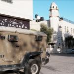 اقتحام إسرائيلي لدير إبزيع وتفتيش مصلين داخل مسجدين غرب رام الله