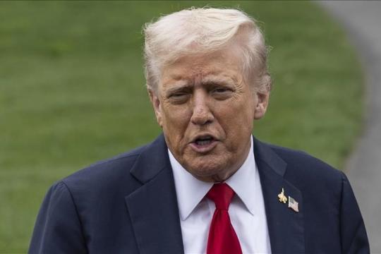 ترامب يعلن عن وقف دائم للهجرة من دول العالم الثالث لتعافي النظام الأمريكي