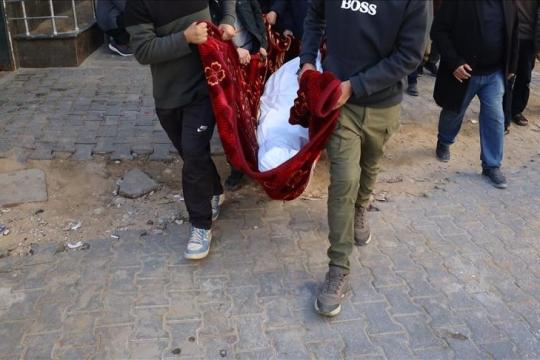 شهيد وجرحى بقصف مسيّرة إسرائيلية شمال غزة في خرق جديد لوقف إطلاق النار