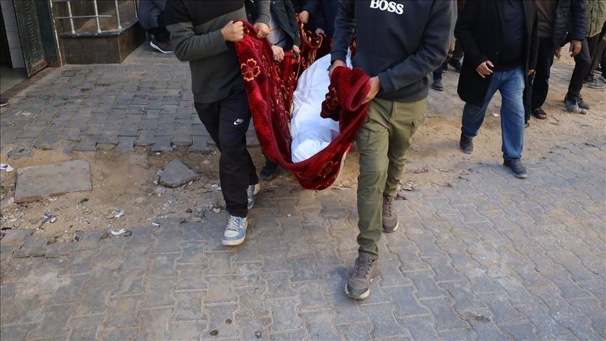 غارات جوية وقصف مدفعي وإطلاق نار متواصل رغم سريان الاتفاق