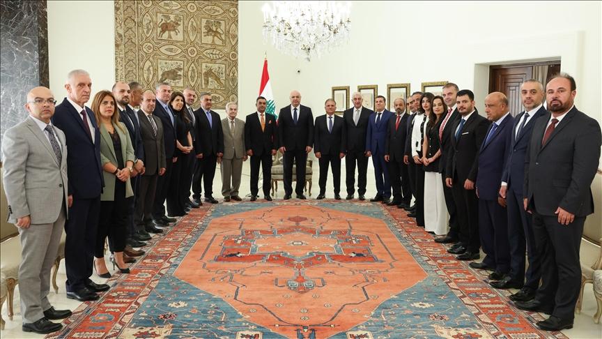 جوزاف عون يؤكد أن لغة التفاوض أهم من الحرب ويعلن عن تحسن بالعلاقات مع سوريا ومؤشرات اقتصادية إيجابية