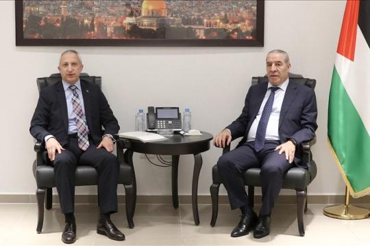 حسين الشيخ يبحث مع السفير التركي تطورات القضية الفلسطينية وسبل كسر حصار غزة
