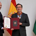 فلسطين تكرّم وزير خارجية إسبانيا بوسام الدولة تقديراً لمواقفه الداعمة