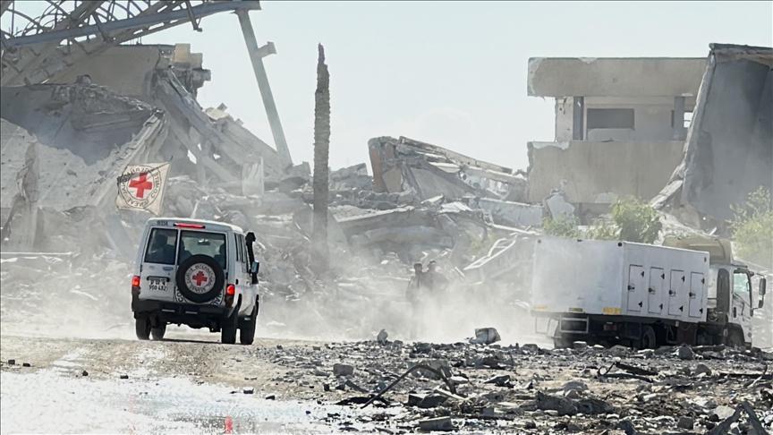 الحركة تسلم جثمانًا شرقي غزة ضمن صفقة "طوفان الأقصى"، فيما تواصل إسرائيل ربط المرحلة الثانية باستلام بقية الجثث