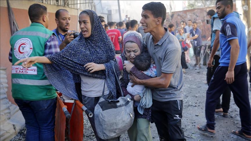 استمرار الهجمات الجوية والرصاصية في مناطق متفرقة من مدينة غزة وسط محاولات الإخلاء للمتضررين