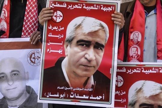 رئيس نادي الأسير يحذر من خطر يهدد حياة أحمد سعدات بعد تعرضه للضرب في السجون الإسرائيلية