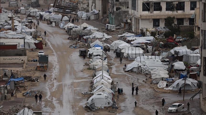 ارتفاع وفيات البرد في مخيمات نزوح غزة إلى 21 شهيدًا بينهم 18 طفلًا