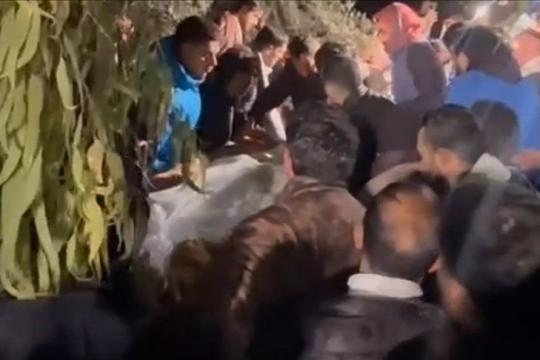الأردن يستلم جثمان مواطن قُتل بنيران إسرائيلية عند جسر الملك حسين
