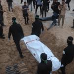 كتائب القسام تنتشل جثتي أسيرين إسرائيليين وسط تصعيد إسرائيلي في غزة