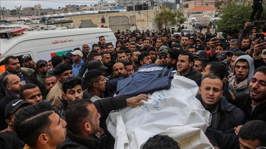 استهداف إسرائيل المباشر للصحفيين وسط قطاع غزة يرفع منسوب القلق الدولي ويدعو المجتمع الدولي للتحرك