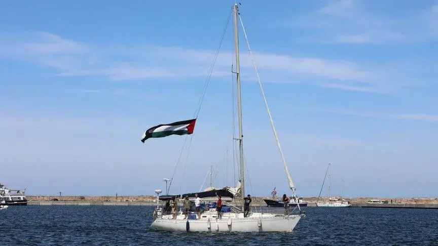 عقب شكاوى تقدم بها 50 مواطنًا إيطاليًا شاركوا في الأسطولين.