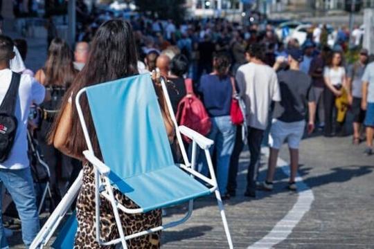 آلاف الإسرائيليين يصطفون أمام السفارة البرتغالية لتقديم طلبات الجنسية