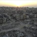 مصرع فلسطينيين وإصابة ثالث بانهيار منشأة مدمرة جراء القصف الإسرائيلي في غزة