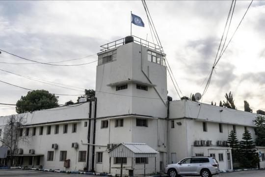 إسرائيل تغلق مركزًا صحيًا تابعًا للأونروا في مخيم شعفاط بالقدس الشرقية