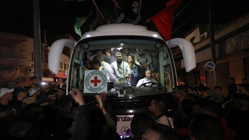 حماس: ننتظر الموافقة النهائية على قوائم الأسرى تمهيدًا لإعلانها رسميًا