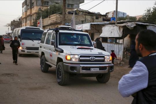 الاحتلال يفرج عن أسير فلسطيني من غزة بعد أسبوعين من الاعتقال
