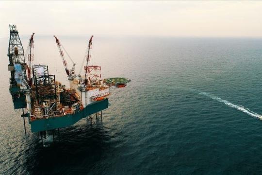 مصر توقع مذكرة نوايا مع "إكسون موبيل" للتوسع في استكشاف الغاز بالبحر المتوسط