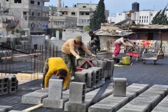 الإحصاء: تباين مؤشرات تكاليف البناء والطرق وشبكات المياه بالضفة خلال أيلول الماضي
