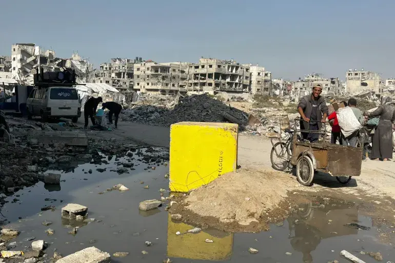 المناطق المتبقية واقعة تحت القصف المباشر أو ضمن مرمى النيران المحاذية لما يُسمى "الخط الأصفر"