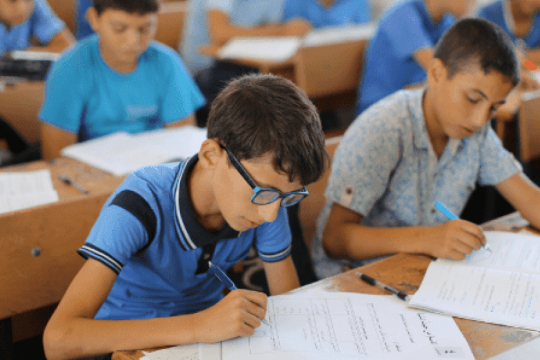 تفاهمات جديدة بين وزارتي التربية والمالية واتحاد المعلمين لضمان استمرار التعليم