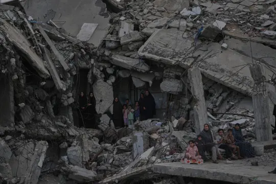 لجنة أممية: إسرائيل تواصل الإبادة الجماعية في غزة وترتكب جرائم حرب وضد الإنسانية في الأراضي الفلسطينية