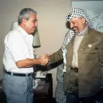 في ذكرى رحيله: توفيق زيّاد.. الشاعر الذي أطلق صرخة "أناديكم" وظلَّ حارساً للثوابت