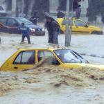 قيس سعيد يطالب الجيش بالتدخل.. مصرع أربعة في فيضانات تونس