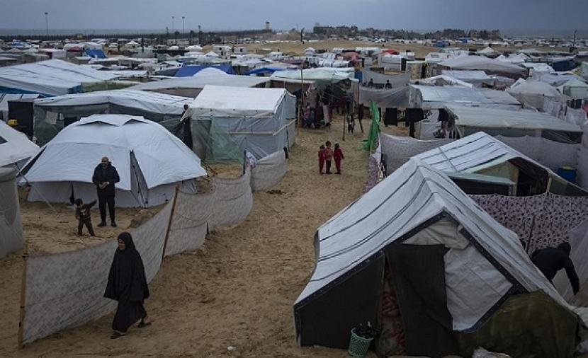 القطاع يواجه خطر السيول والفيضانات وسط دمار البنية التحتية وعرقلة الاحتلال لدخول المساعدات الإنسانية