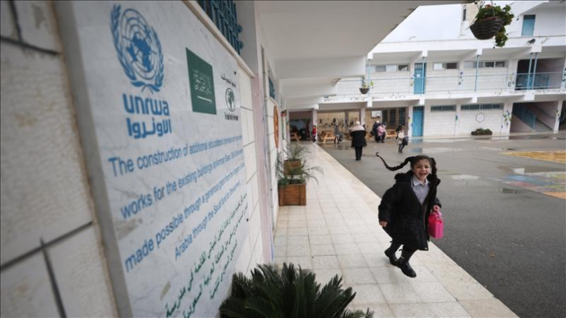 إجراءات تقشف تشمل خفض دوام الموظفين بنسبة 20% لضمان استمرار الخدمات الأساسية للاجئين