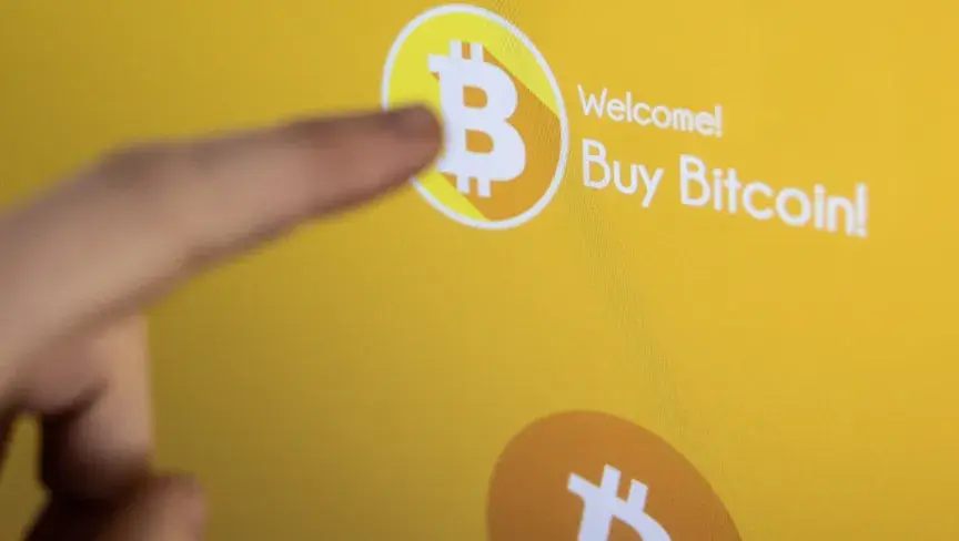 العملة المشفرة تتعافى جزئياً بعد موجة بيع، بينما الأسواق تترقب تطورات الحرب في إيران